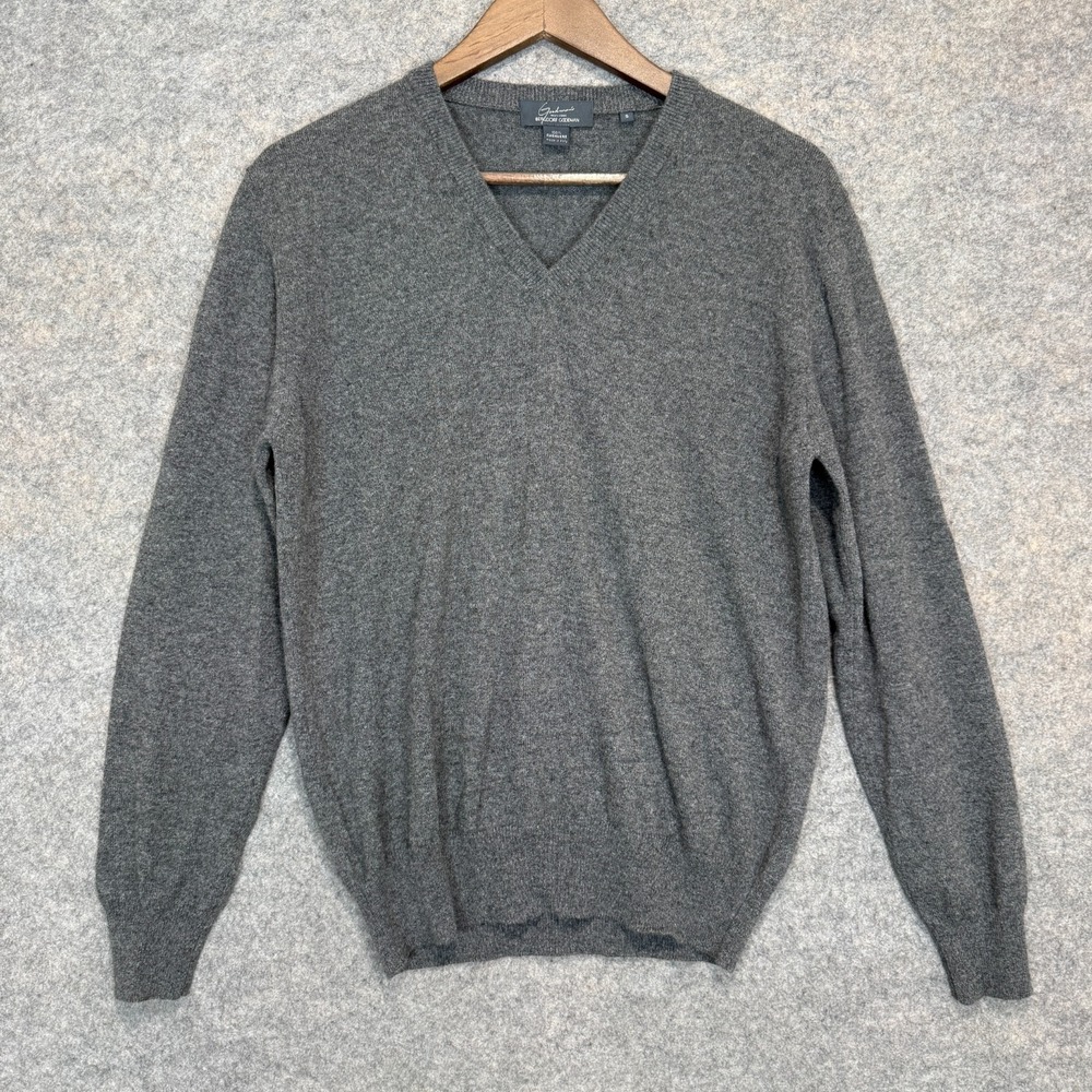 Bergdorf Goodman 100% Cashmere Sweater Mens Small V Neck Soft Luxury Made Italy